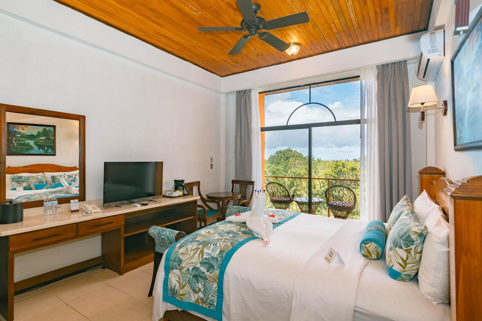 Hotel San Bada Resort & Spa Мануэль-Антонио Экстерьер фото