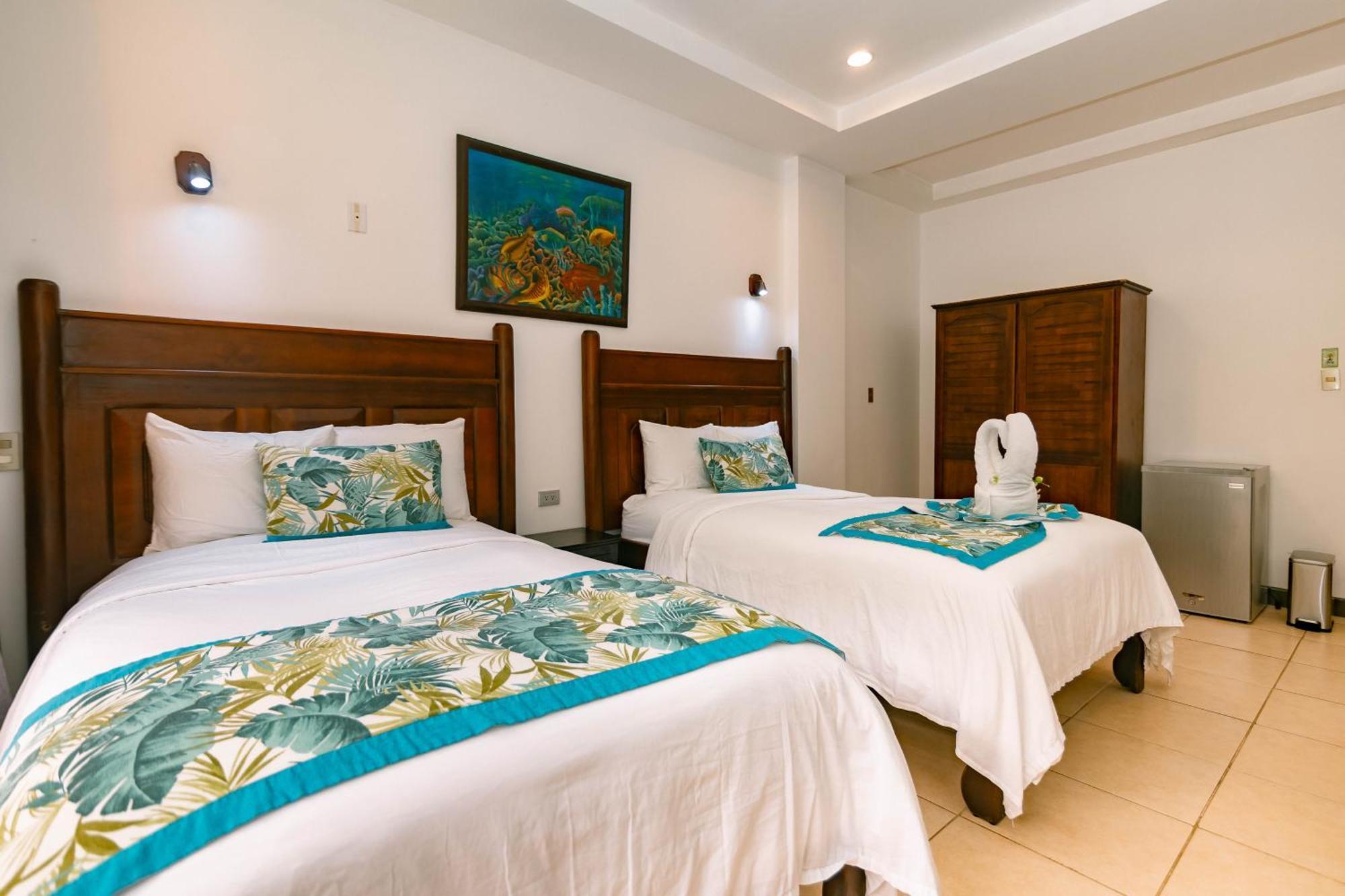 Hotel San Bada Resort & Spa Мануэль-Антонио Экстерьер фото