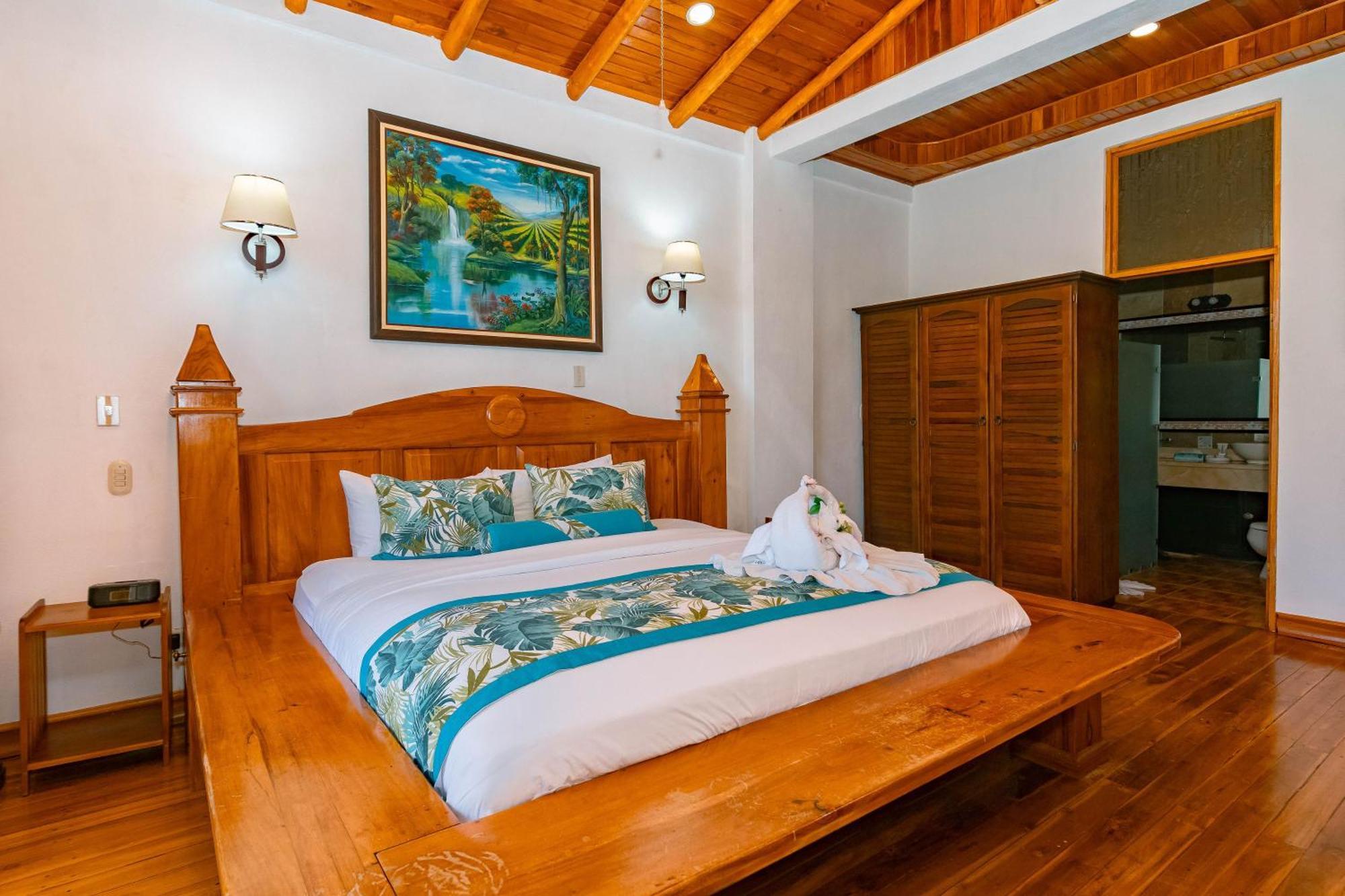 Hotel San Bada Resort & Spa Мануэль-Антонио Экстерьер фото
